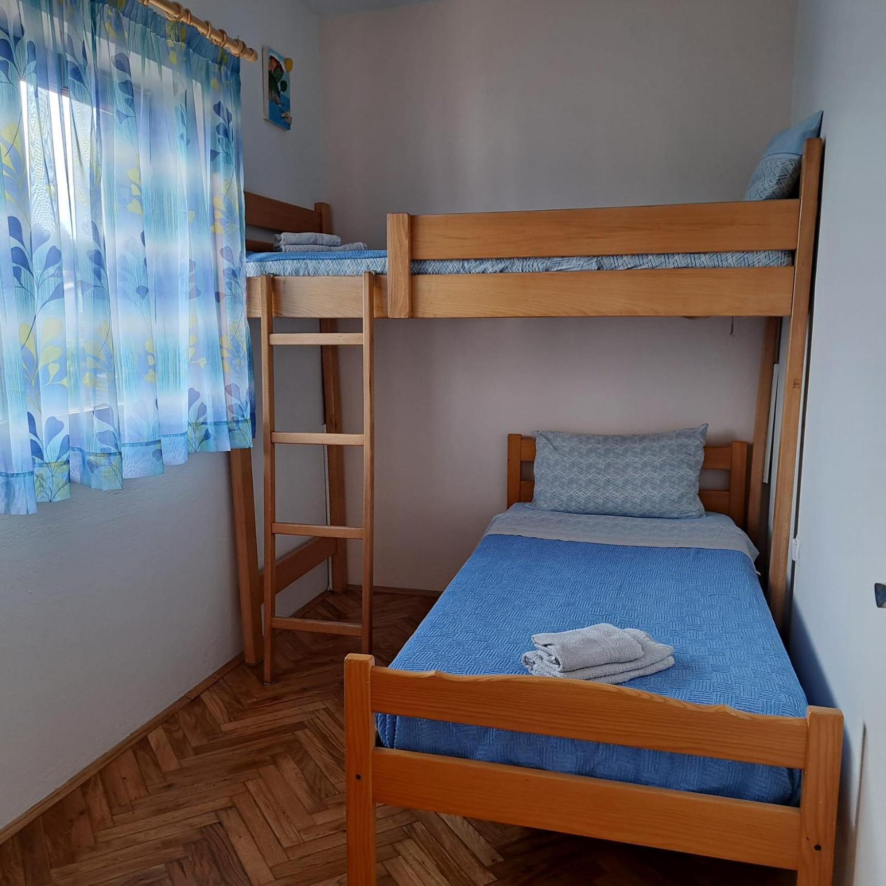 Apartments Sabina I Grapes Малинска Екстериор снимка
